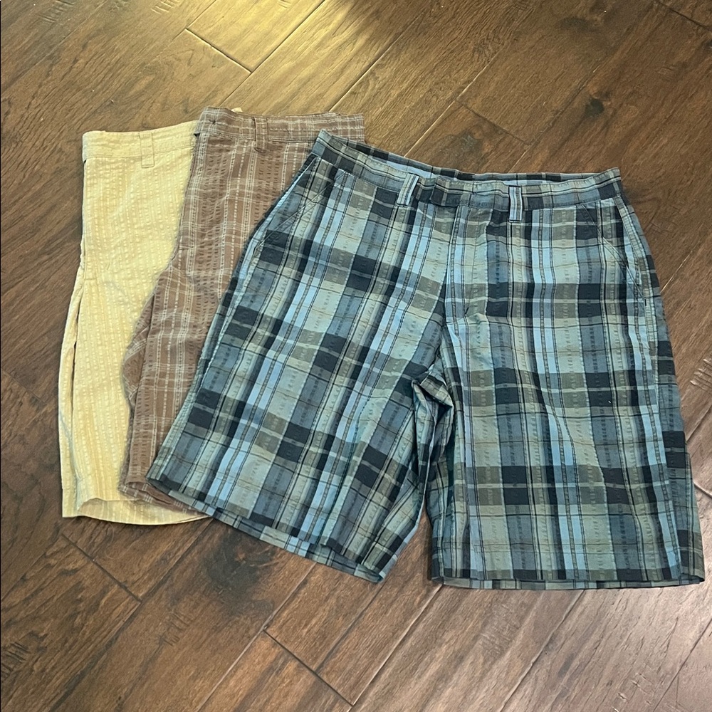 Patagonia 32 Plaid Shorts Bundle EUC